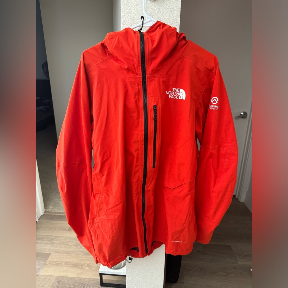 The North Face Summit Series Futurelught L5 lightweight Jacket - rain jacket
